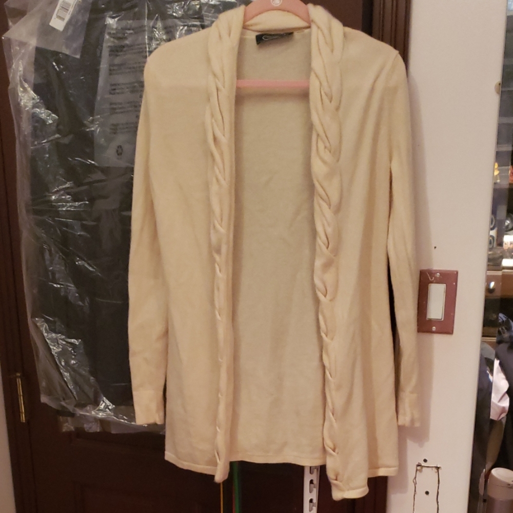 100% Cashmere cardigan